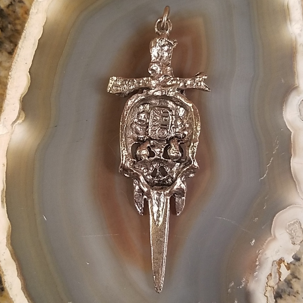 Vintage Silver Sword & skull pendant unisex - Picture 2 of 8